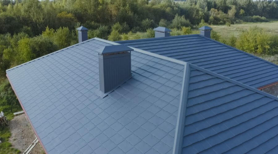 Professional asphalt shingle roofing services in Chantilly